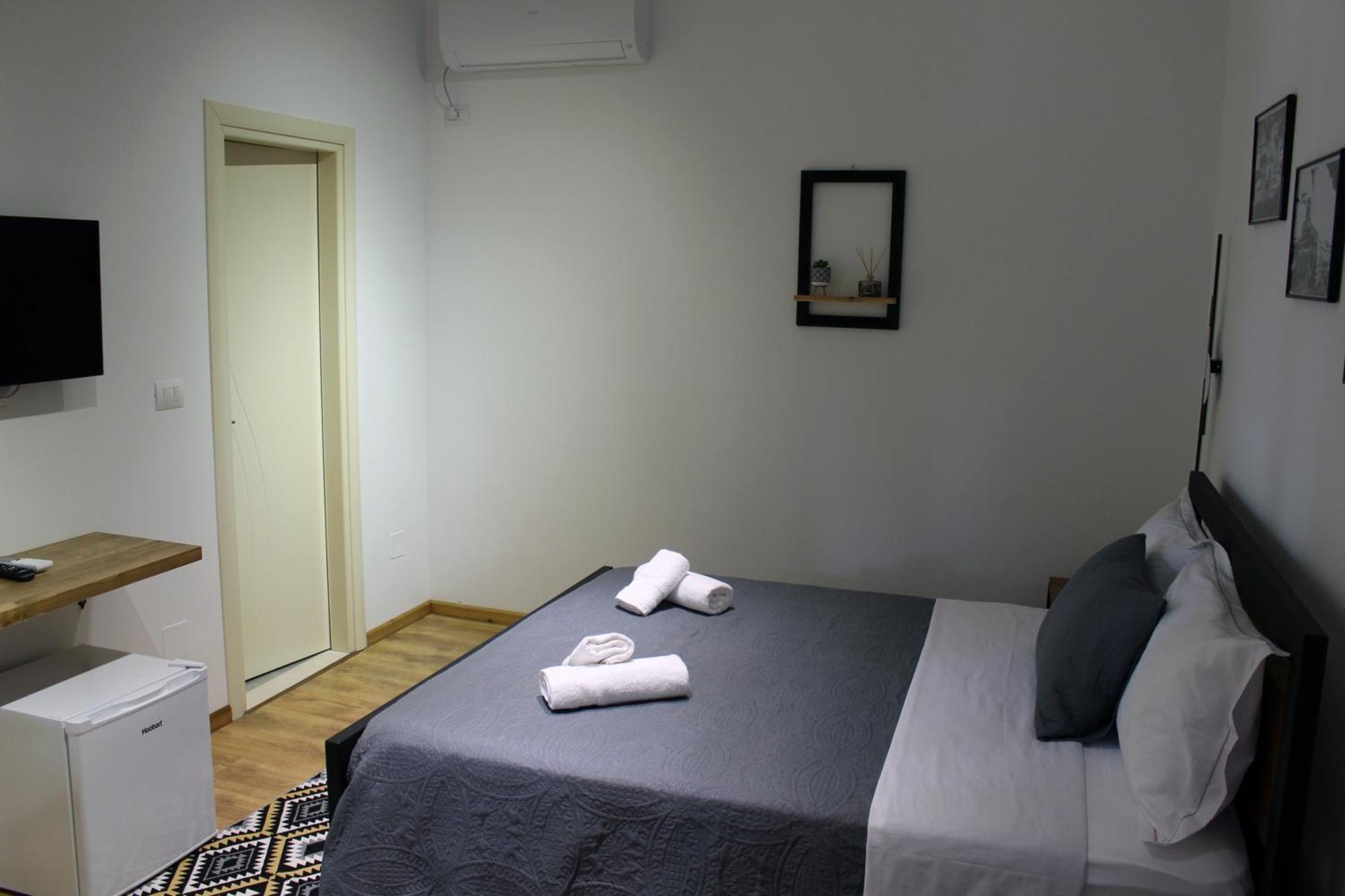 Guest House Amades ジロカストラ エクステリア 写真